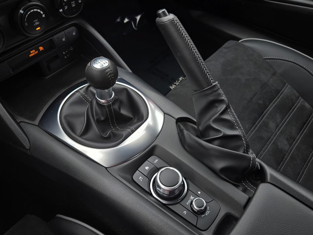 Used 2023 MAZDA MX-5 Miata Club w/ Brembo/BBS Recaro Package RWD image 18