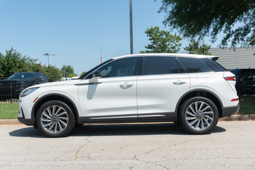 Used 2025 Lincoln Corsair Reserve FWD image 15