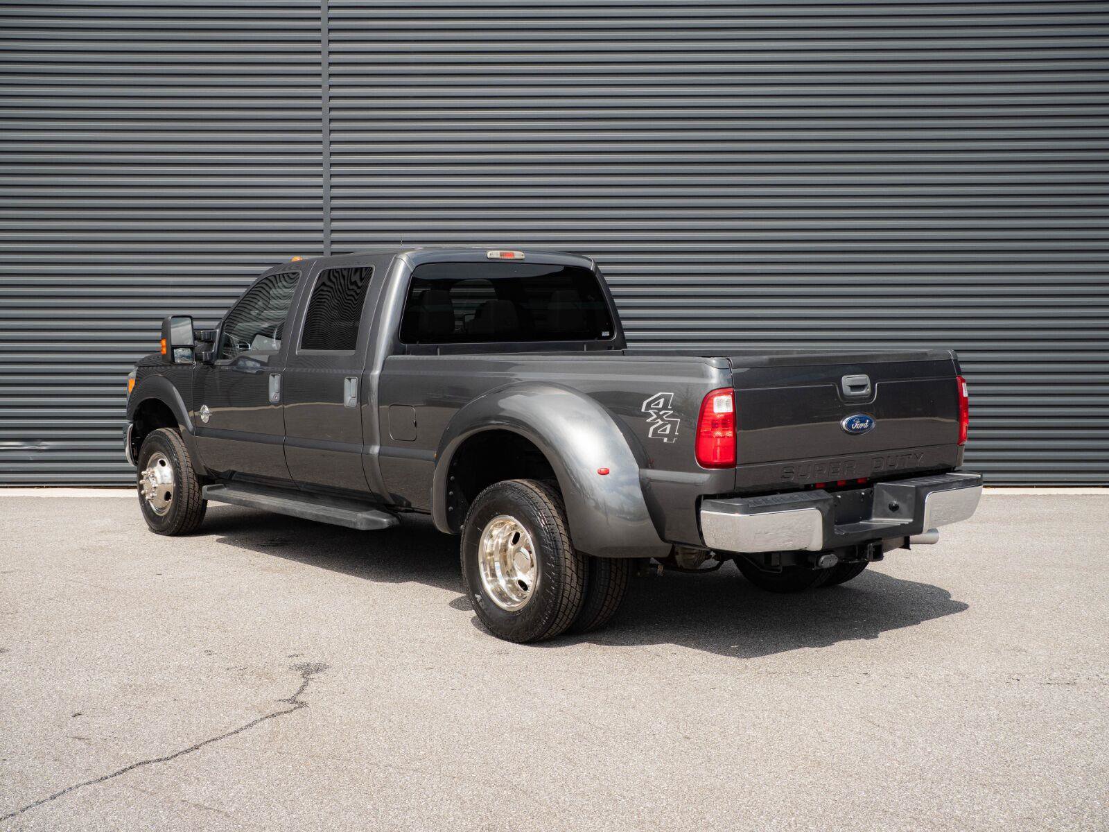 Used 2016 Ford F350 XLT AWD/4WD image 3
