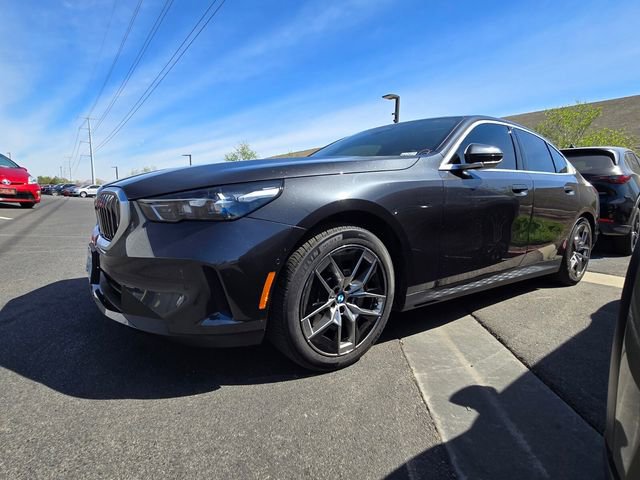 Used 2026 BMW 530i xDrive image 2