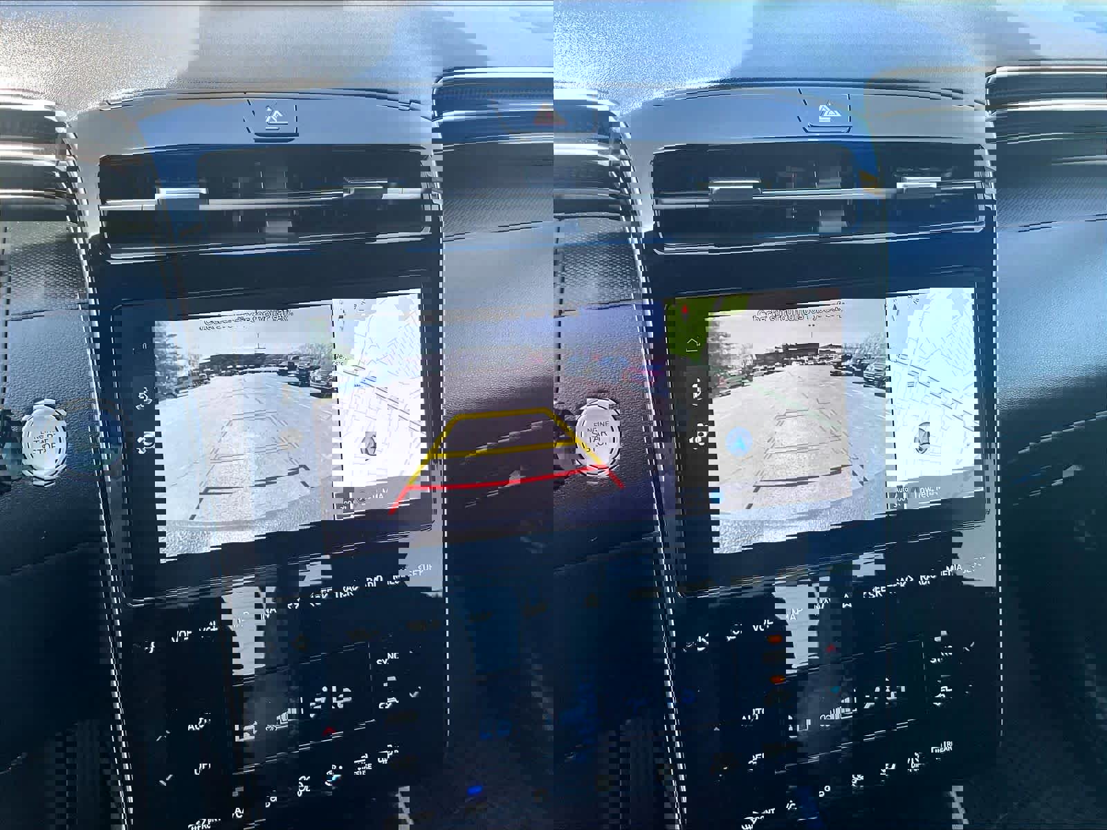 Used 2023 Hyundai Santa Cruz SEL Premium image 18