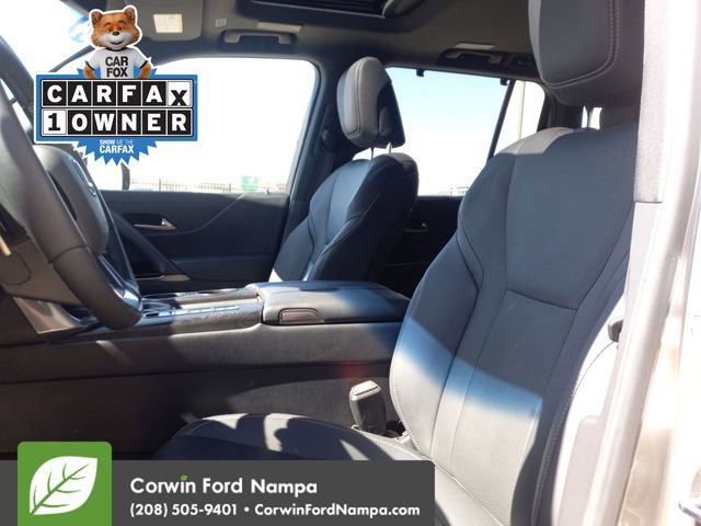 Used 2024 Lexus LX 600 4WD w/ Luxury Package image 24