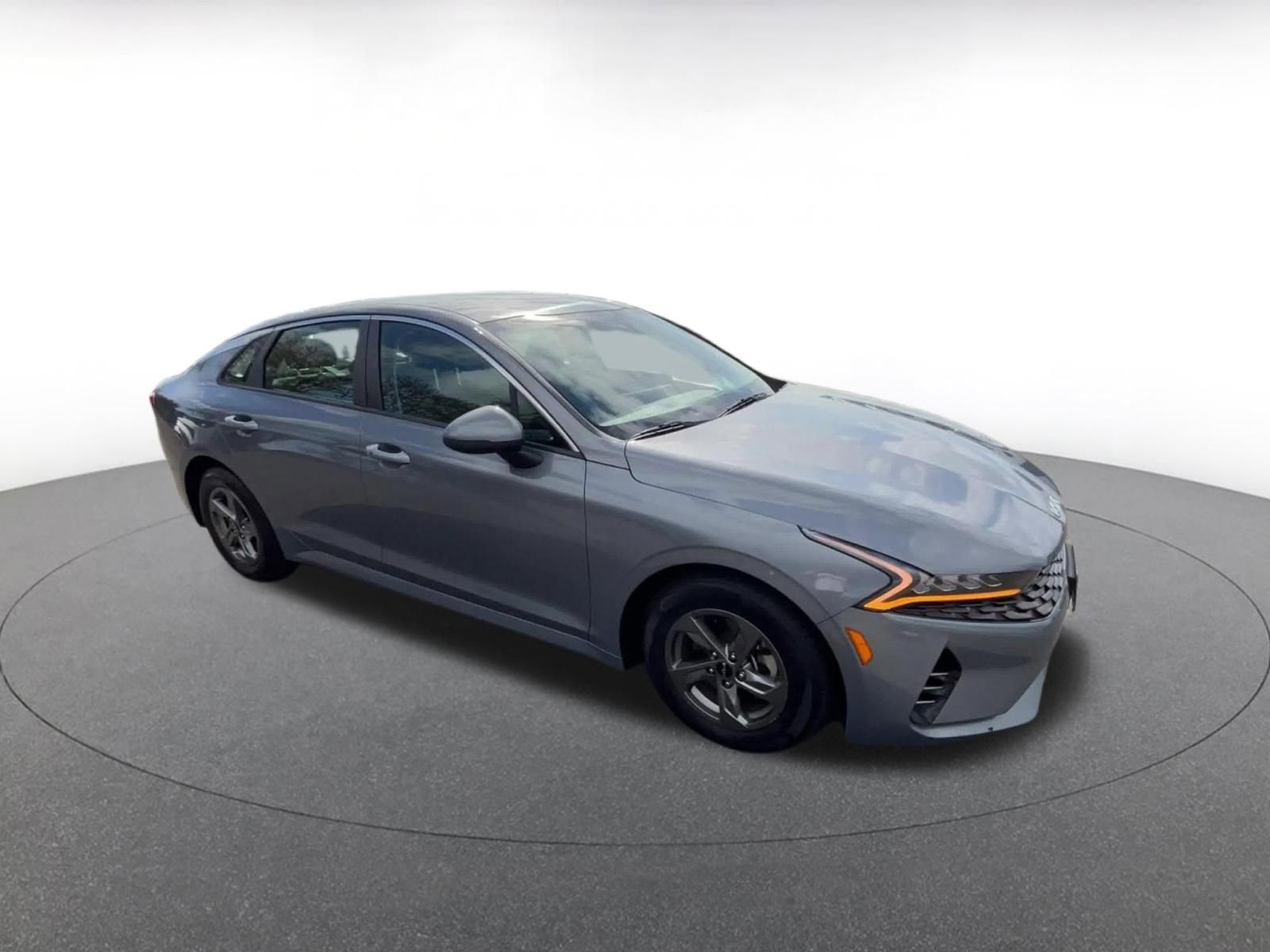 Used 2023 Kia K5 LXS image 2