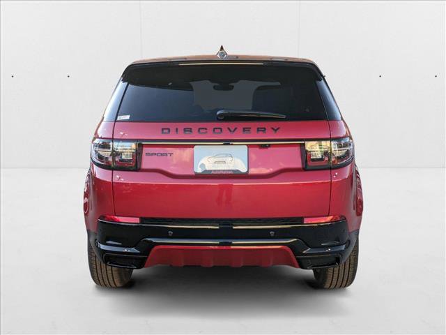 New 2025 Land Rover Discovery Sport Dynamic SE image 8