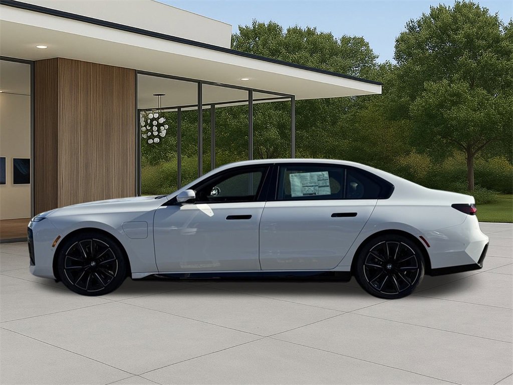 New 2026 BMW 750e xDrive w/ Premium Package image 12