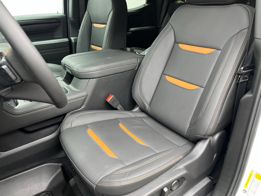 New 2026 GMC Sierra 1500 AT4 w/ AT4 Premium Package AWD/4WD image 8