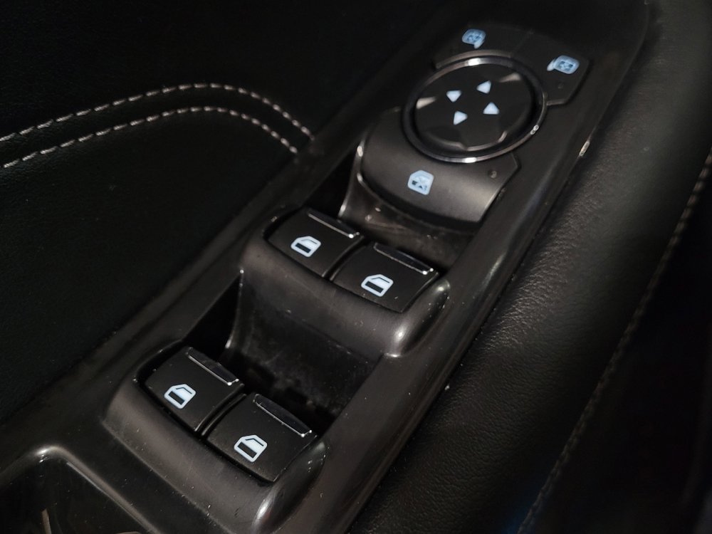Used 2019 Ford Edge Titanium FWD image 27