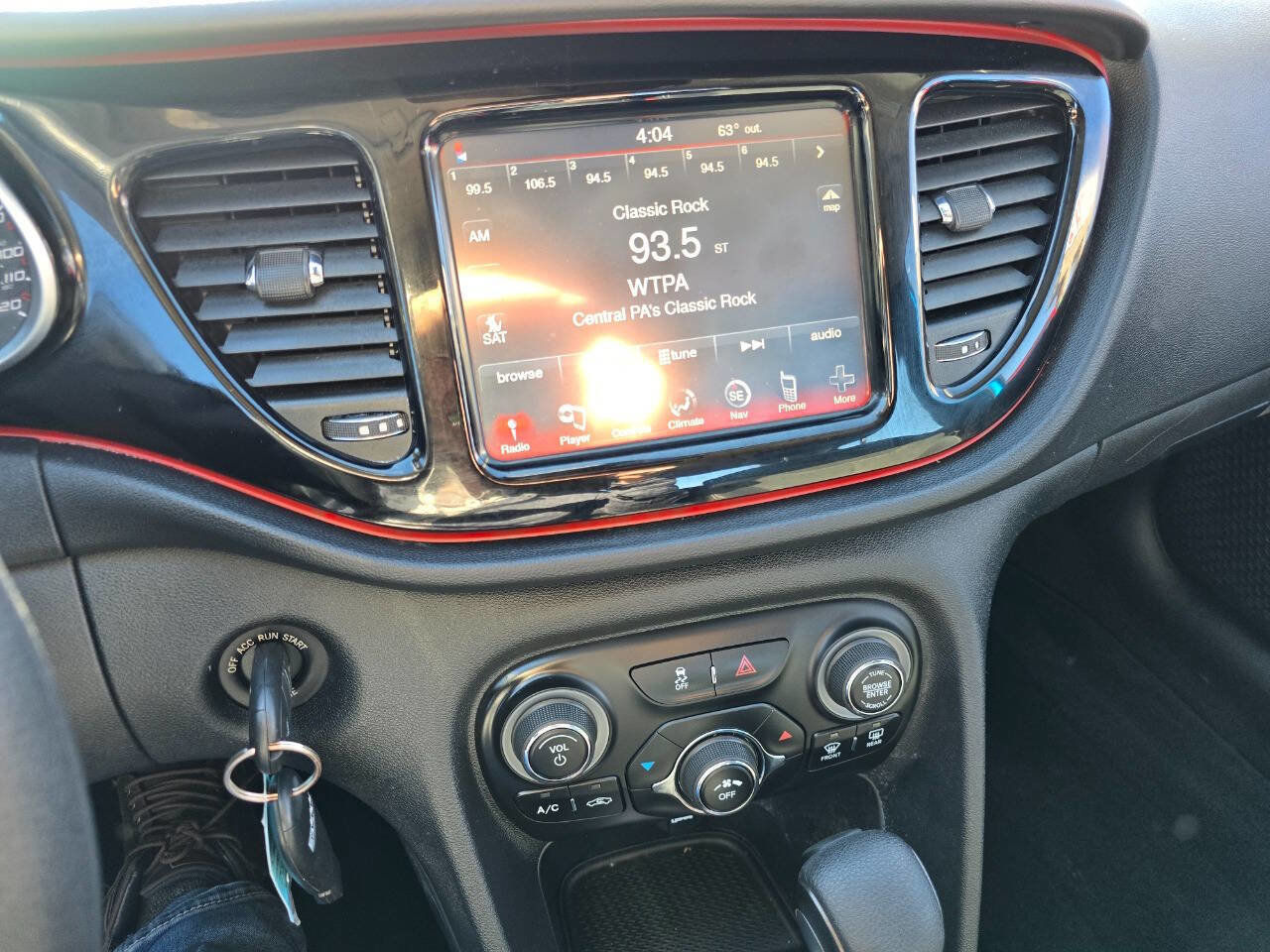 Used 2016 Dodge Dart SXT image 16