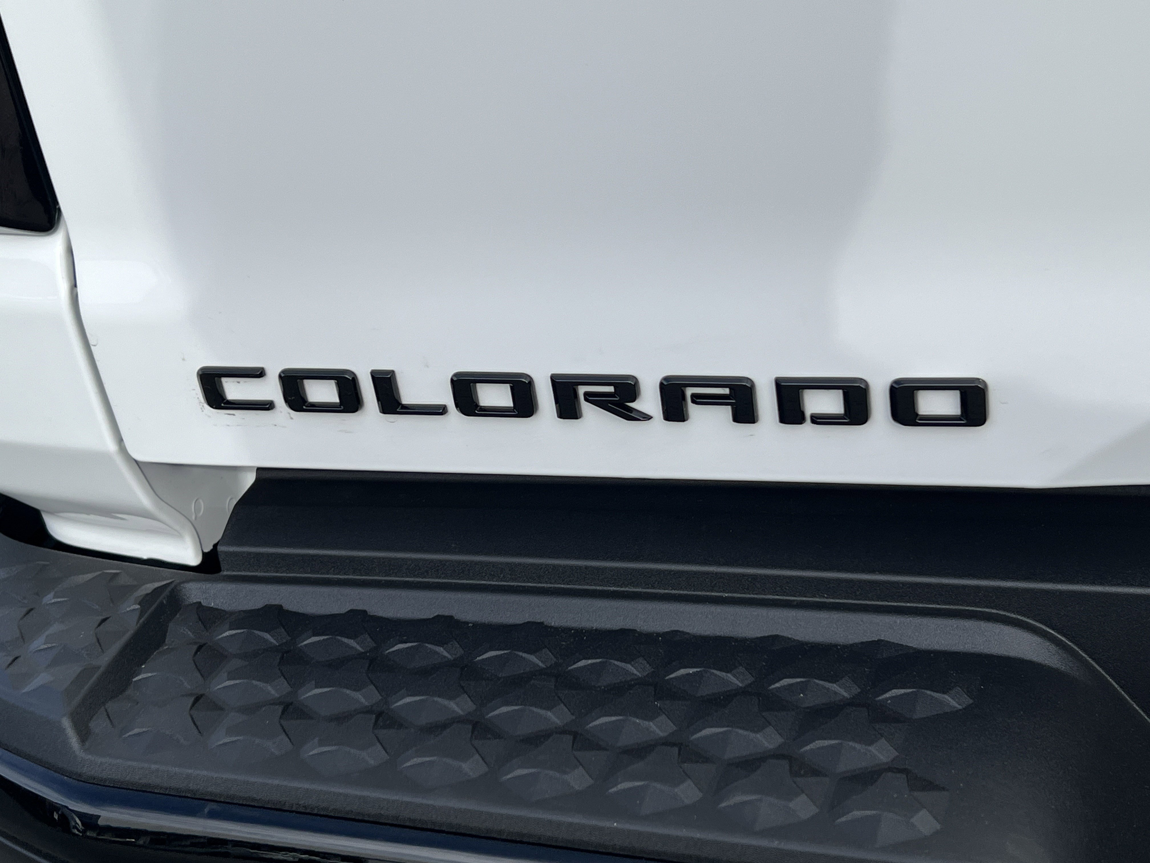 New 2026 Chevrolet Colorado W/T image 9