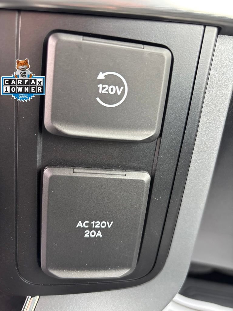 Used 2021 Ford F150 Lariat w/ Equipment Group 502A High AWD/4WD image 23