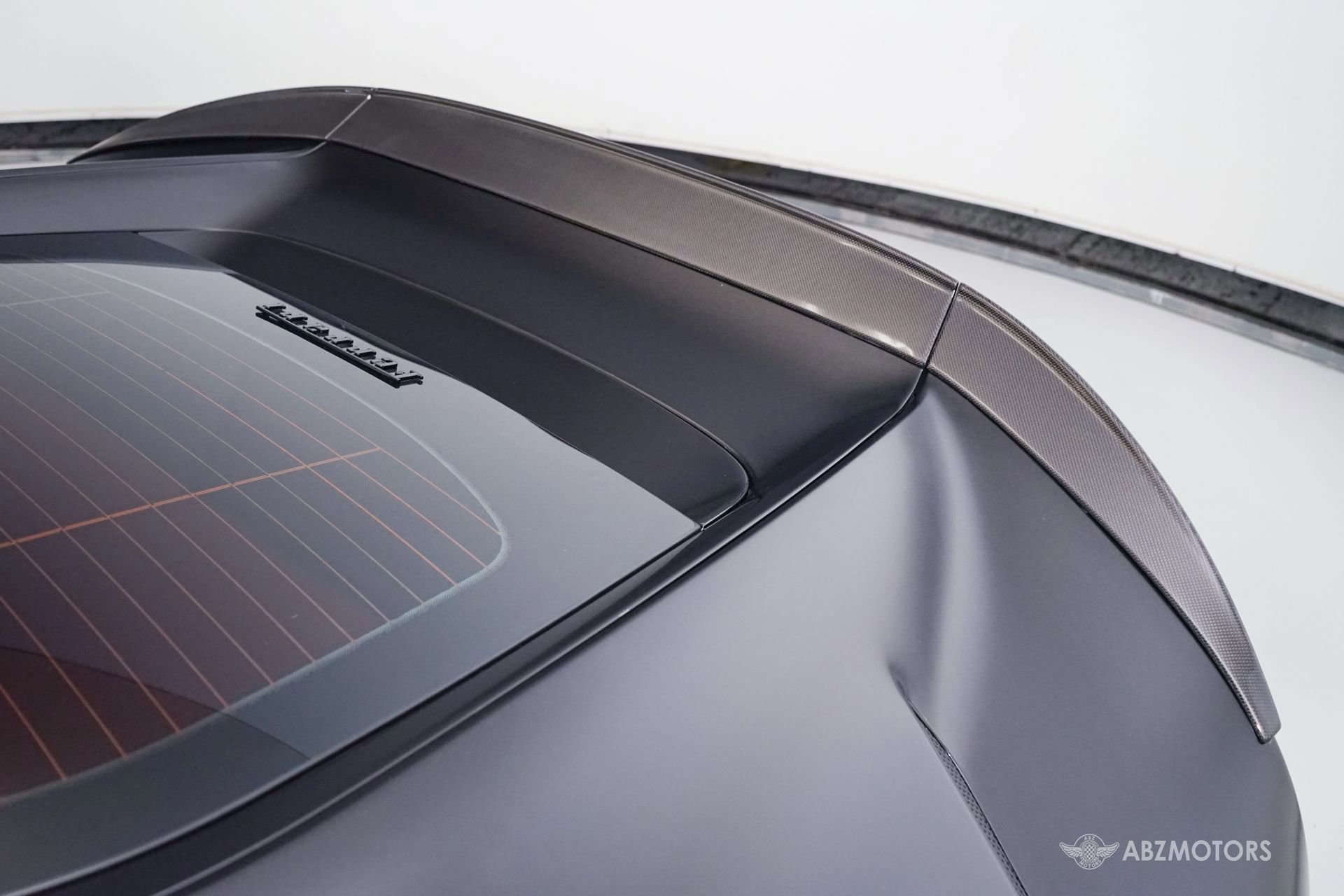 Used 2019 Ferrari 812 Superfast image 16