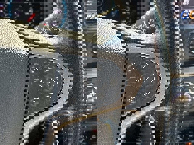 Used 2021 Chevrolet Colorado Z71 w/ Safety Package image 29