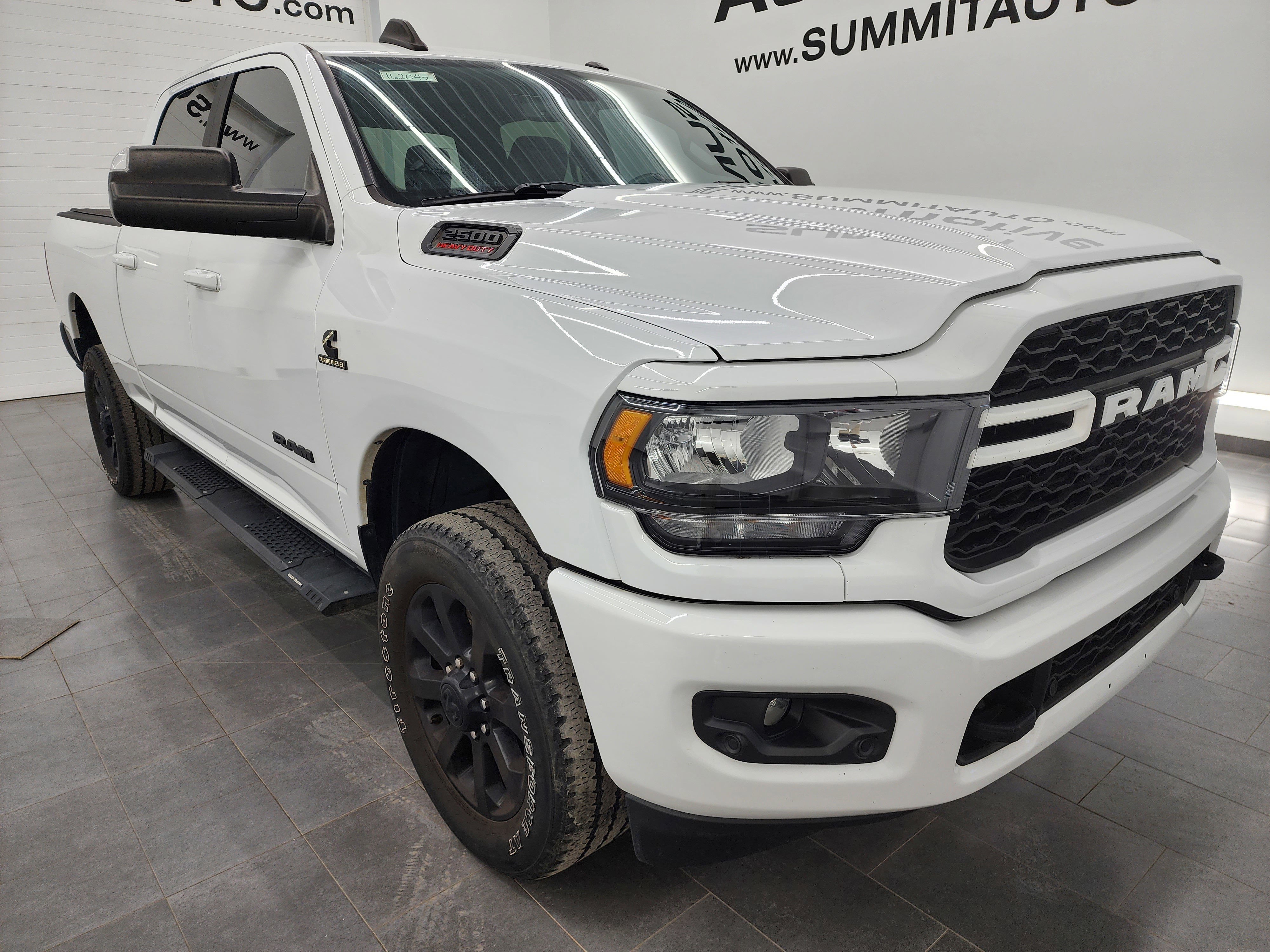 Used 2022 RAM 2500 Big Horn w/ Night Edition image 2