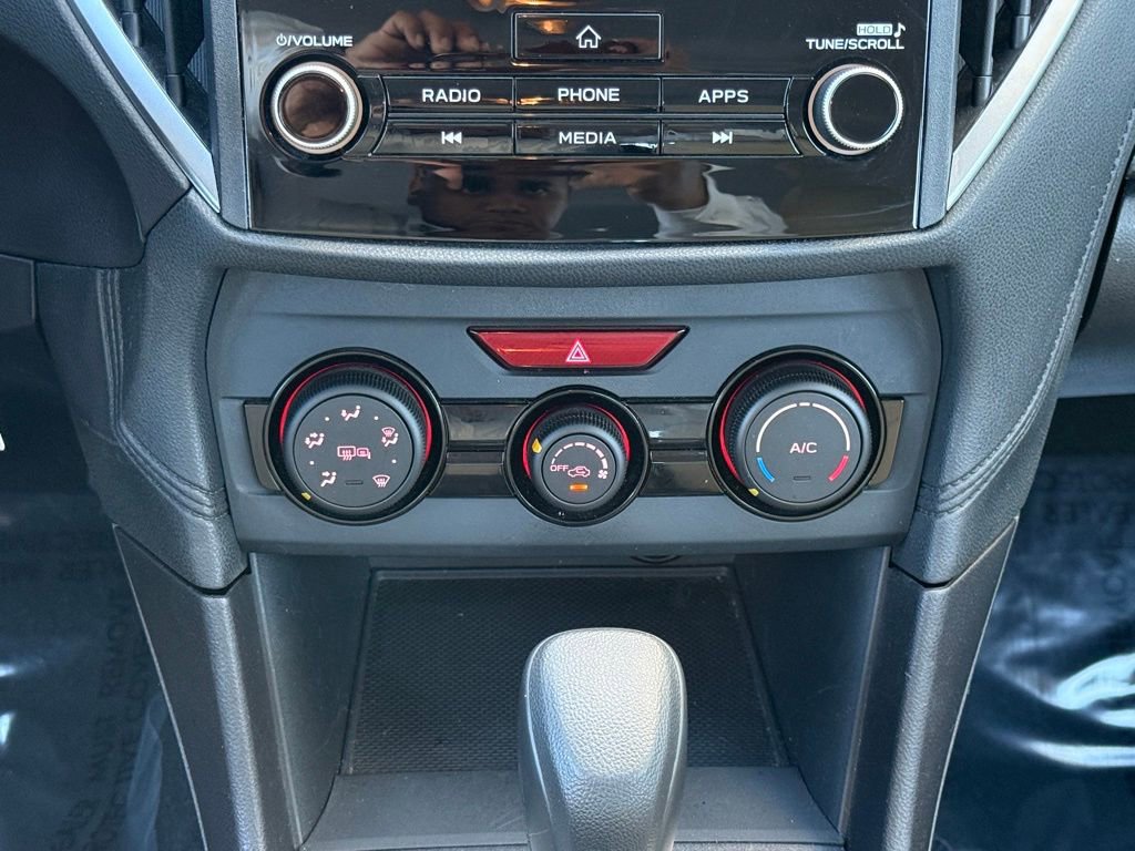 Used 2017 Subaru Impreza 2.0i Premium image 13