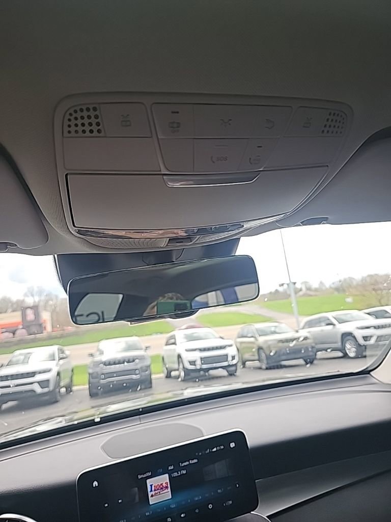 Used 2021 Mercedes-Benz GLC 300 4MATIC image 13