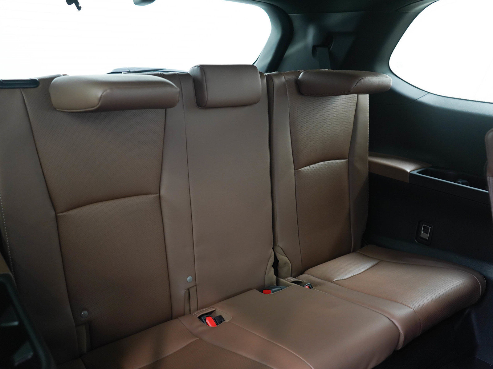 Used 2025 Toyota Grand Highlander AWD Hybrid image 13