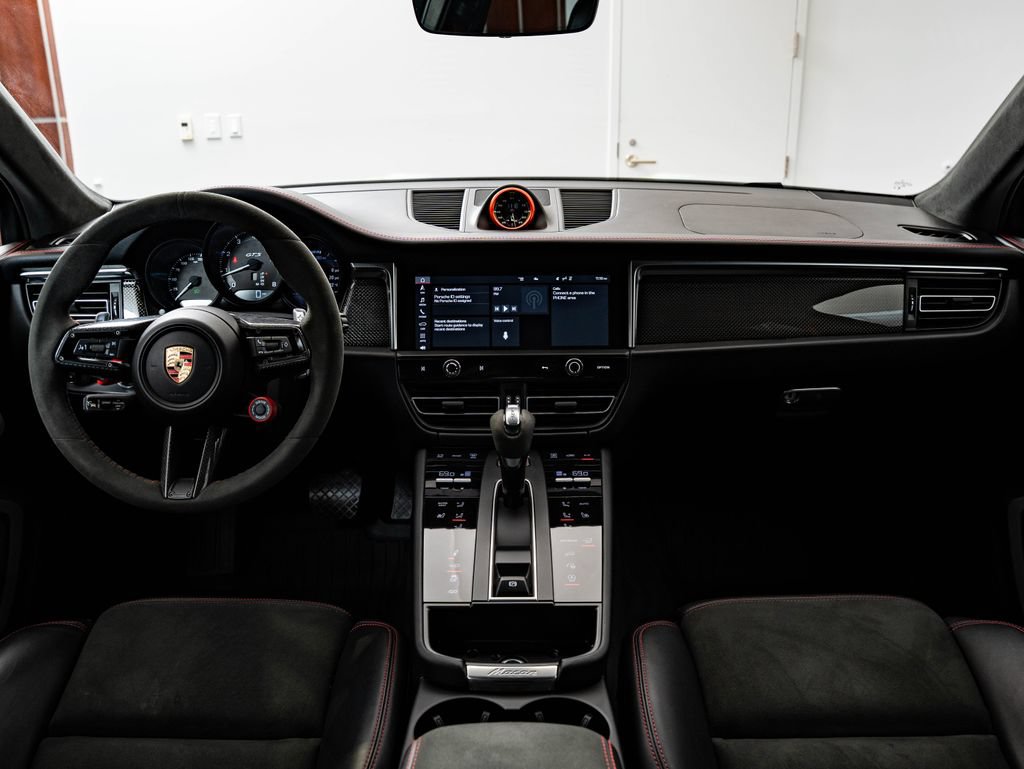 Certified 2024 Porsche Macan GTS AWD/4WD image 6