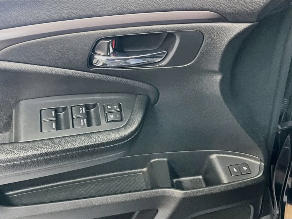 Used 2016 Honda Pilot EX-L image 17