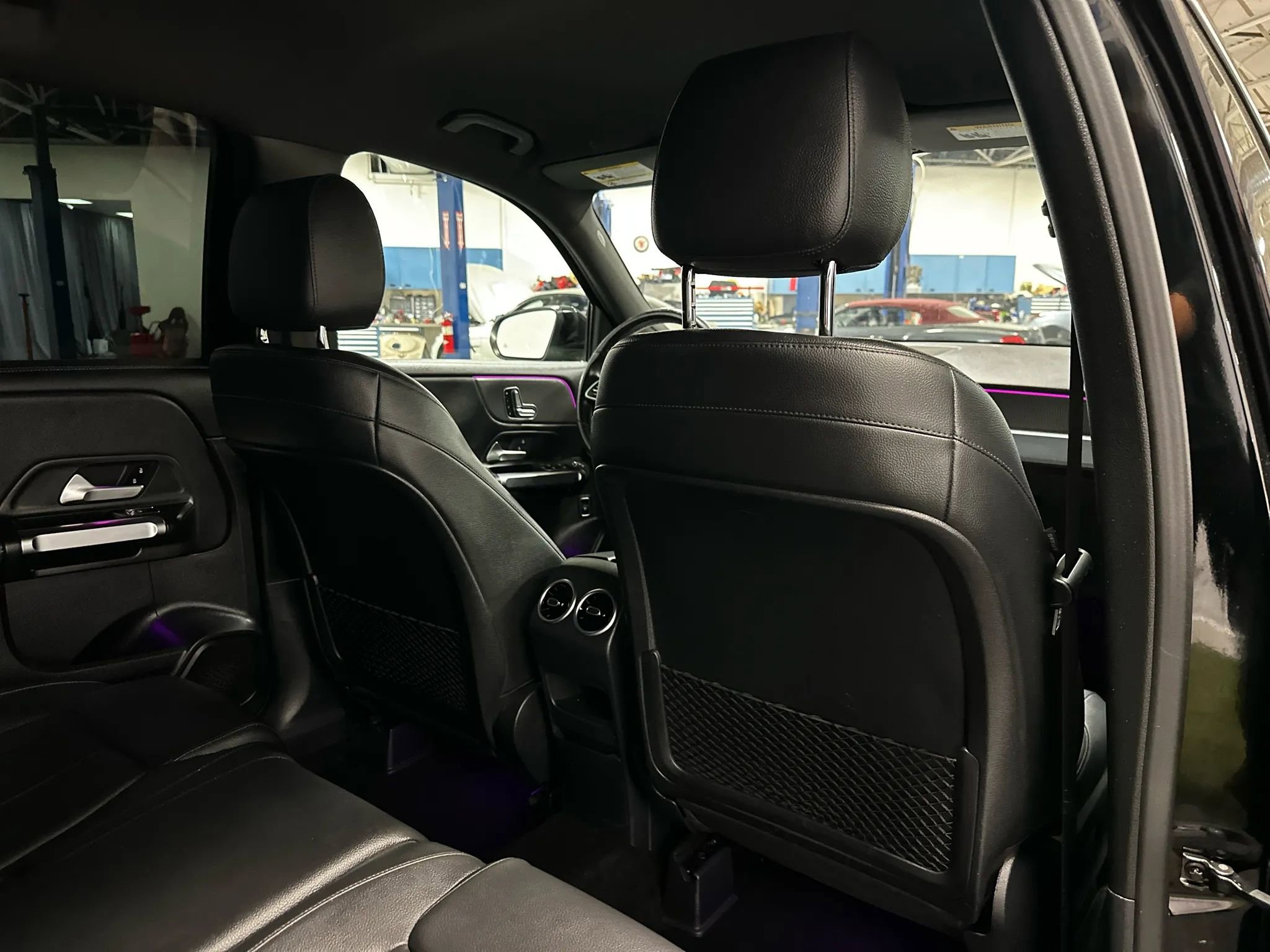 Used 2021 Mercedes-Benz GLB 250 GLB 250 Sport Utility 4D image 19