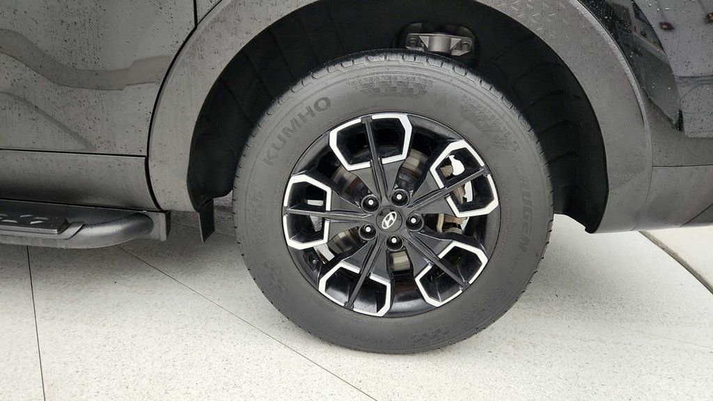 Used 2022 Hyundai Santa Cruz SEL image 9