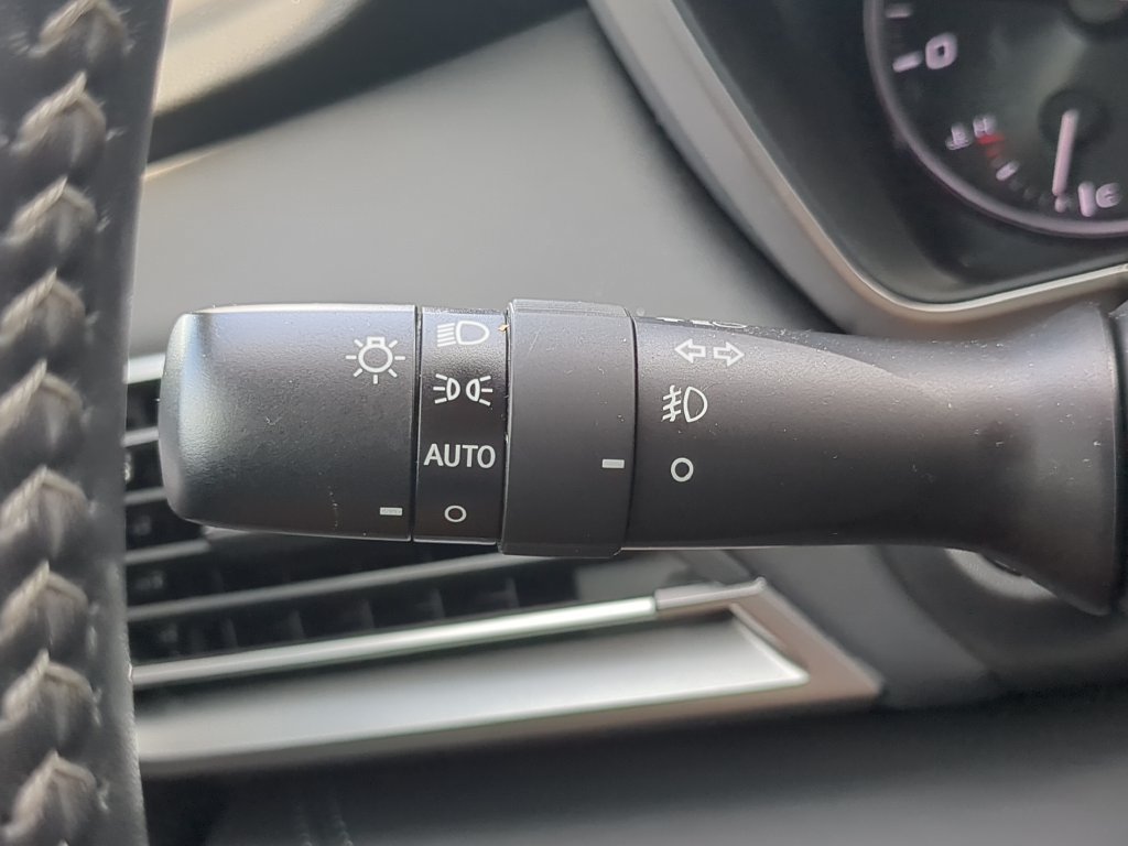 Certified 2023 Subaru Outback Touring XT AWD/4WD image 29