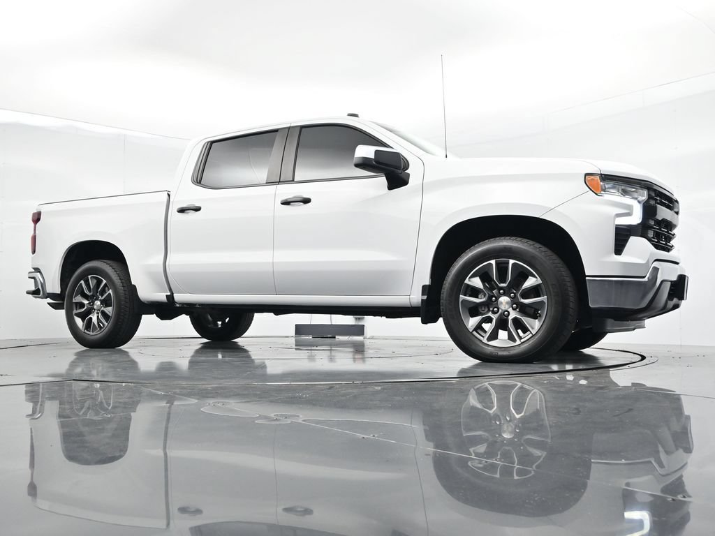 Used 2024 Chevrolet Silverado 1500 LT RWD image 21
