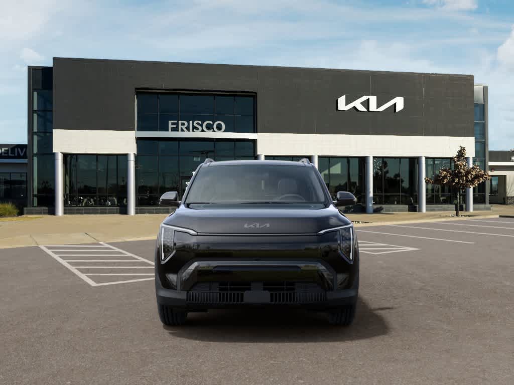 New 2027 Kia EV3 Land FWD image 2