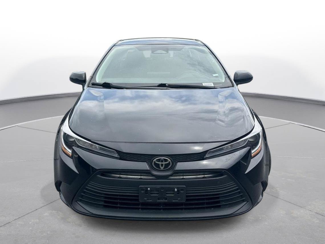 Certified 2024 Toyota Corolla LE FWD image 3