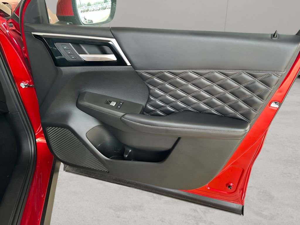 Used 2023 Mitsubishi Outlander SEL 40th Anniversary image 13