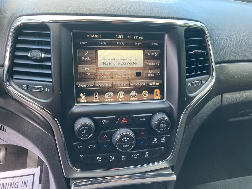 Used 2017 Jeep Grand Cherokee Altitude AWD/4WD image 23