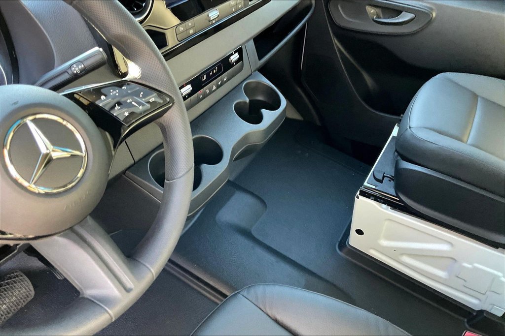 New 2026 Mercedes-Benz Sprinter 4500 image 7