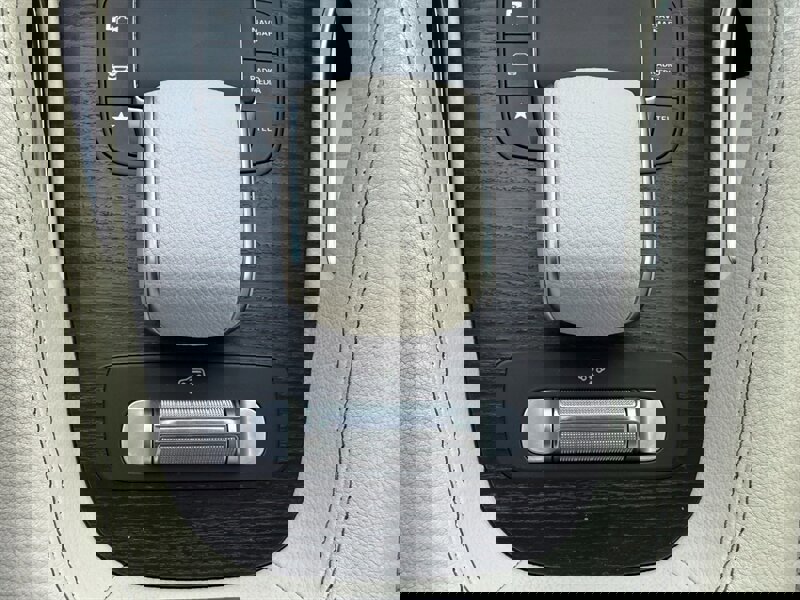 Used 2021 Mercedes-Benz GLS 580 4MATIC image 54