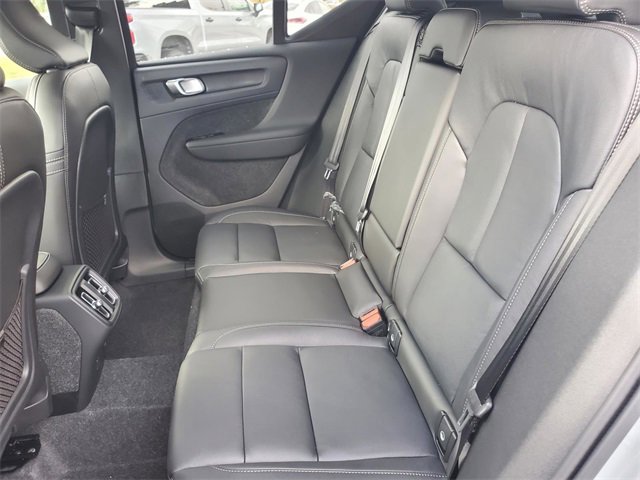 New 2026 Volvo XC40 B5 Core w/ Protection Package Premier image 32