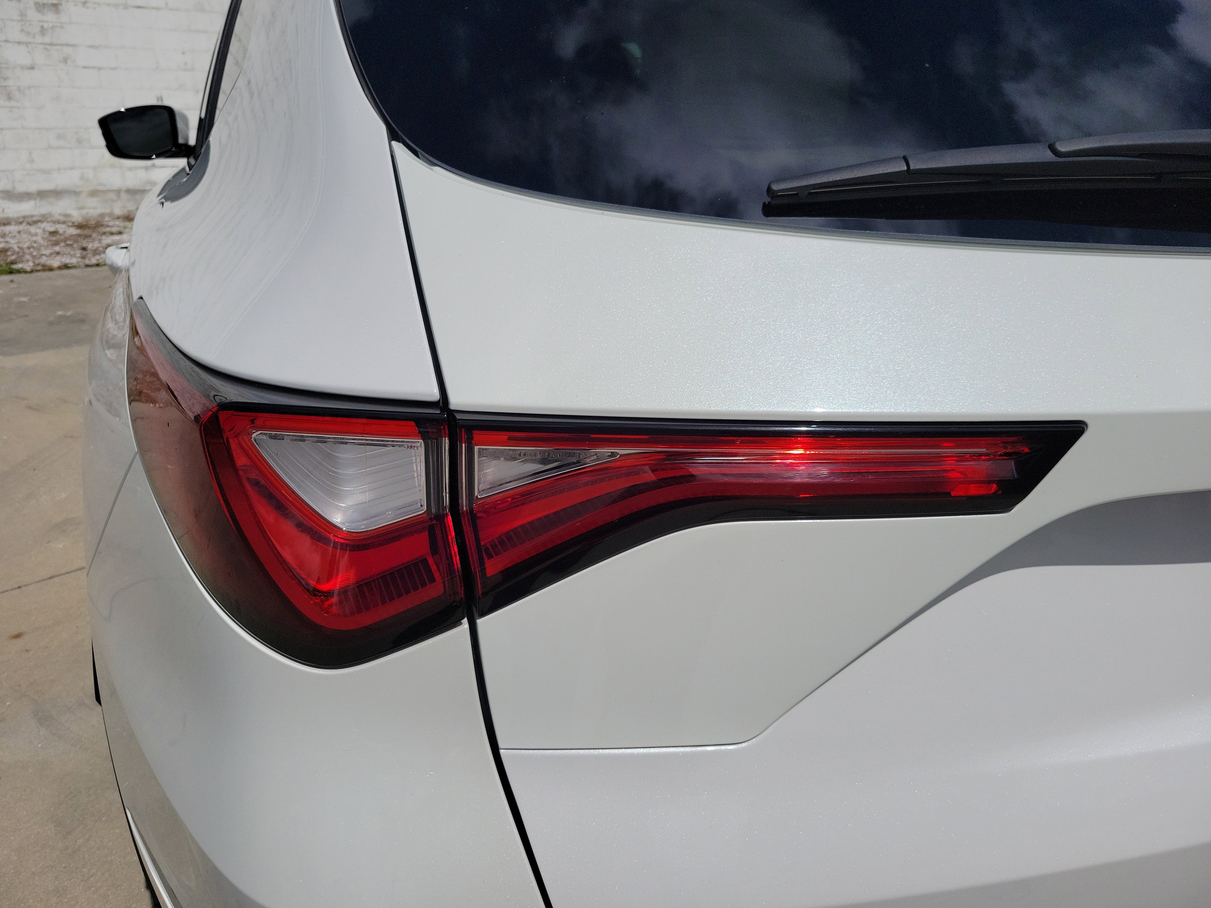 Used 2023 Acura MDX SH-AWD w/ Technology Package image 10