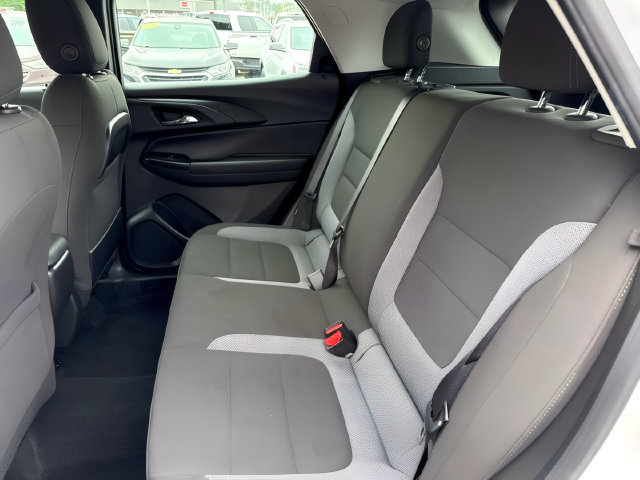 Used 2021 Chevrolet TrailBlazer LS AWD/4WD image 18