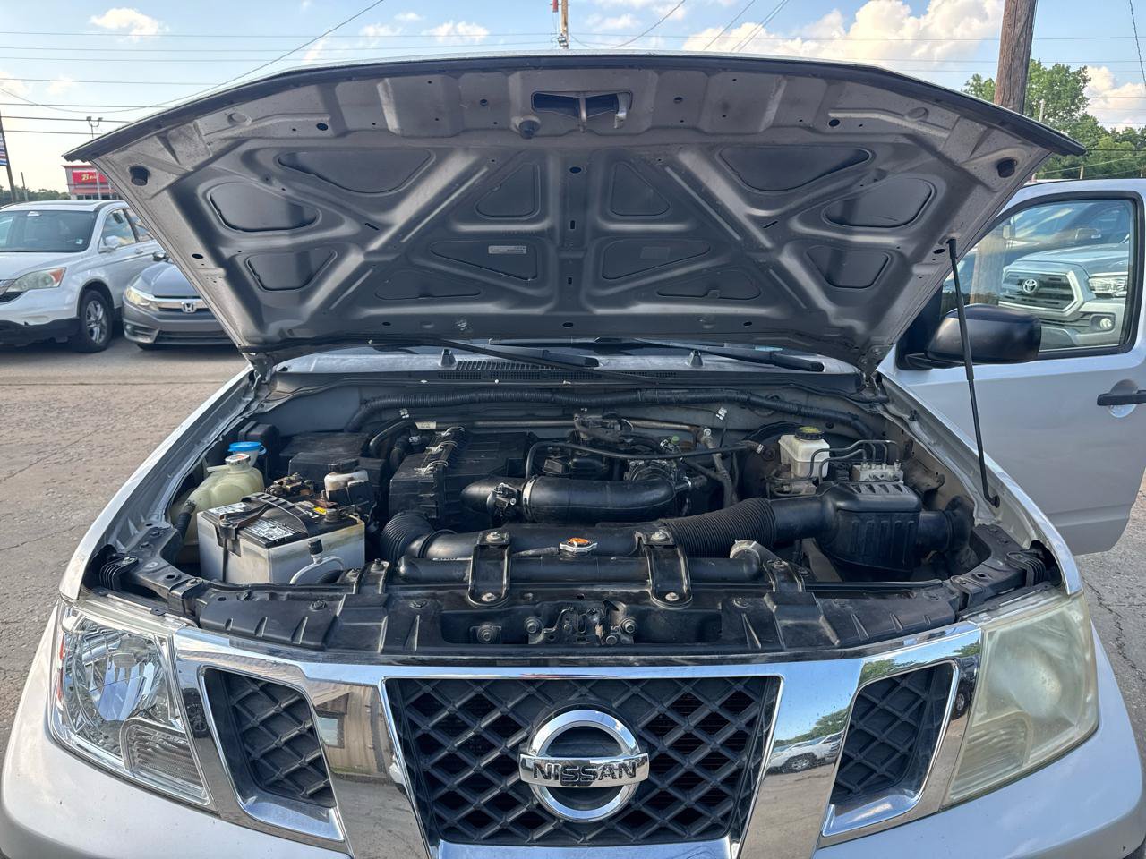 Used 2015 Nissan Frontier S RWD image 23