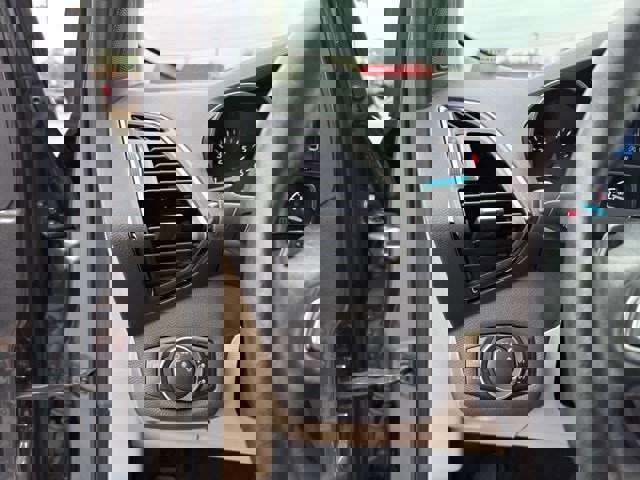 Certified 2017 Ford Escape Titanium w/ Equipment Group 301A image 16