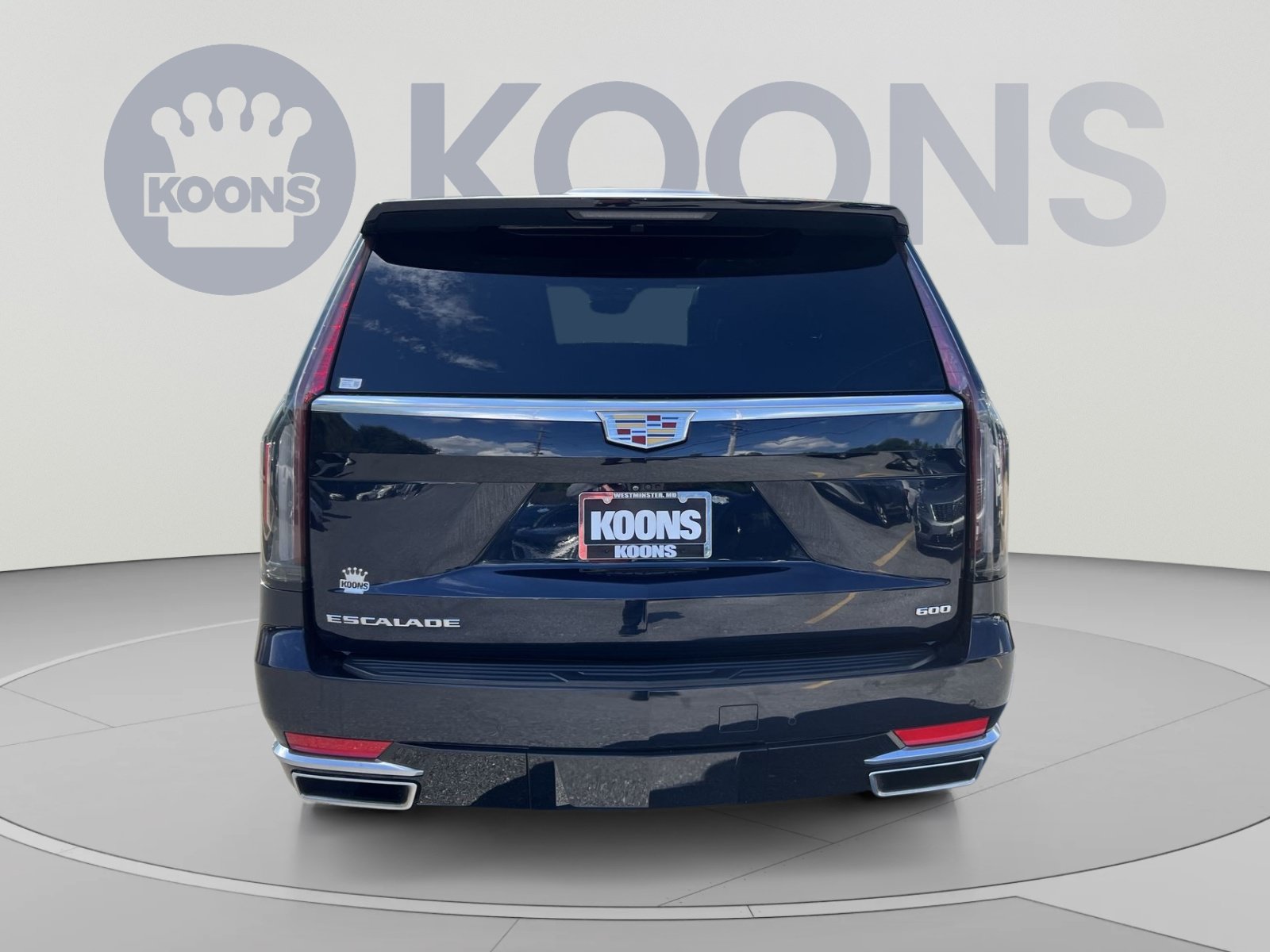 Used 2023 Cadillac Escalade Premium Luxury w/ LPO, Floor Liner Package AWD/4WD image 5