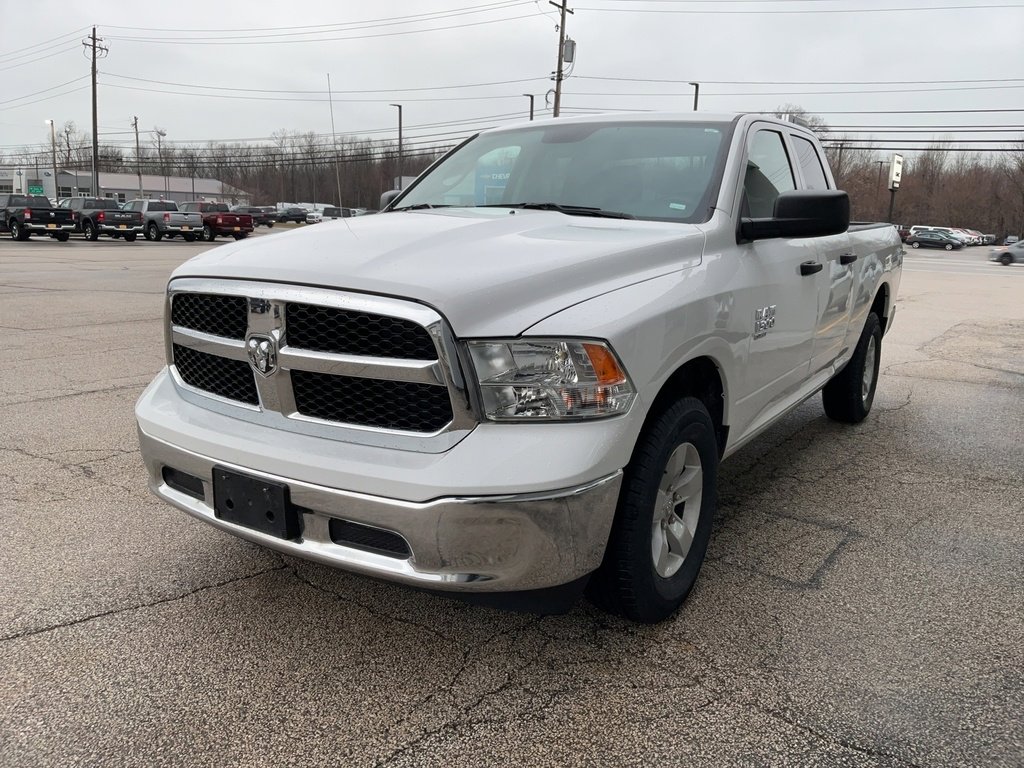 Used 2024 RAM 1500 Classic SLT image 3