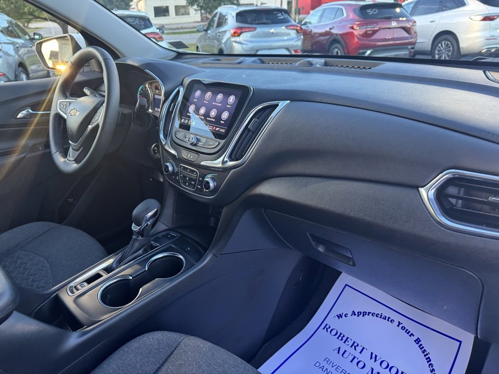 Used 2023 Chevrolet Equinox LT image 31