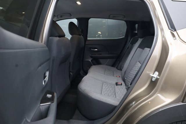 Used 2025 Nissan Kicks SV image 24