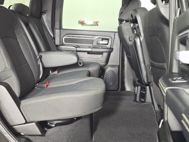 Used 2024 RAM 2500 Big Horn w/ Safety Group image 28
