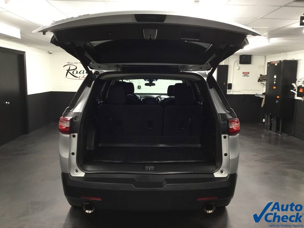 Used 2018 Chevrolet Traverse LT image 12