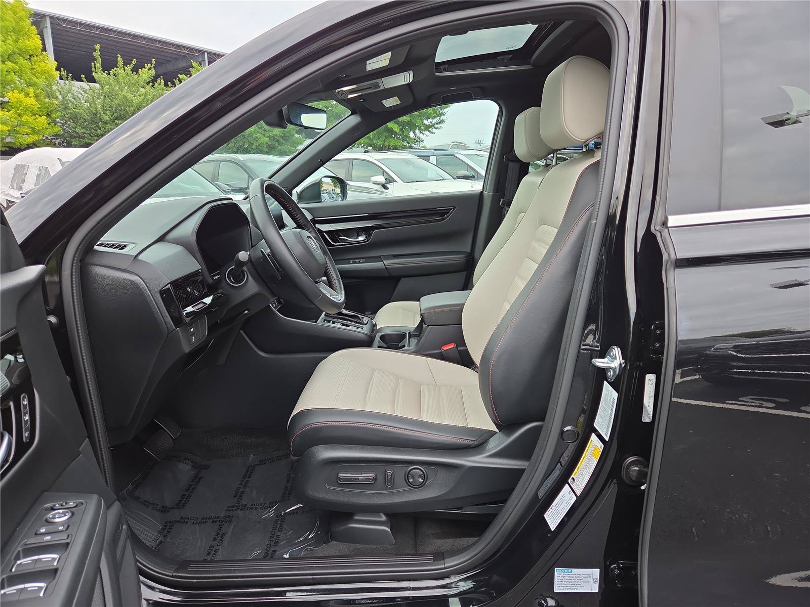 Used 2025 Honda CR-V Sport Touring image 12