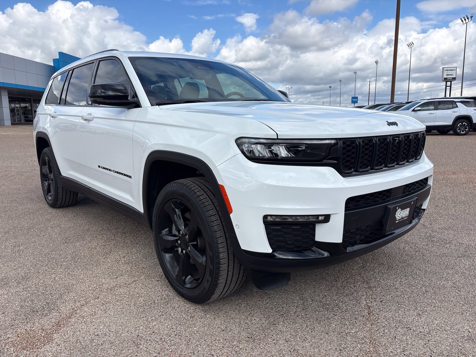 Used 2025 Jeep Grand Cherokee L Limited w/ Luxury Tech Group II AWD/4WD image 8