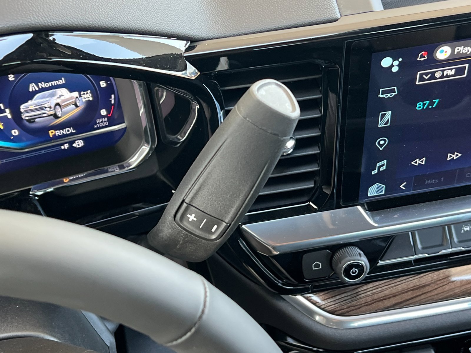 New 2025 Chevrolet Silverado 1500 LT image 24