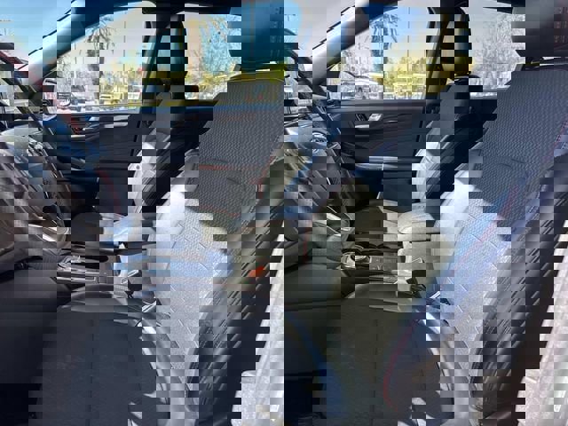 Used 2024 Ford Escape ST-Line w/ Cold Weather Package image 32