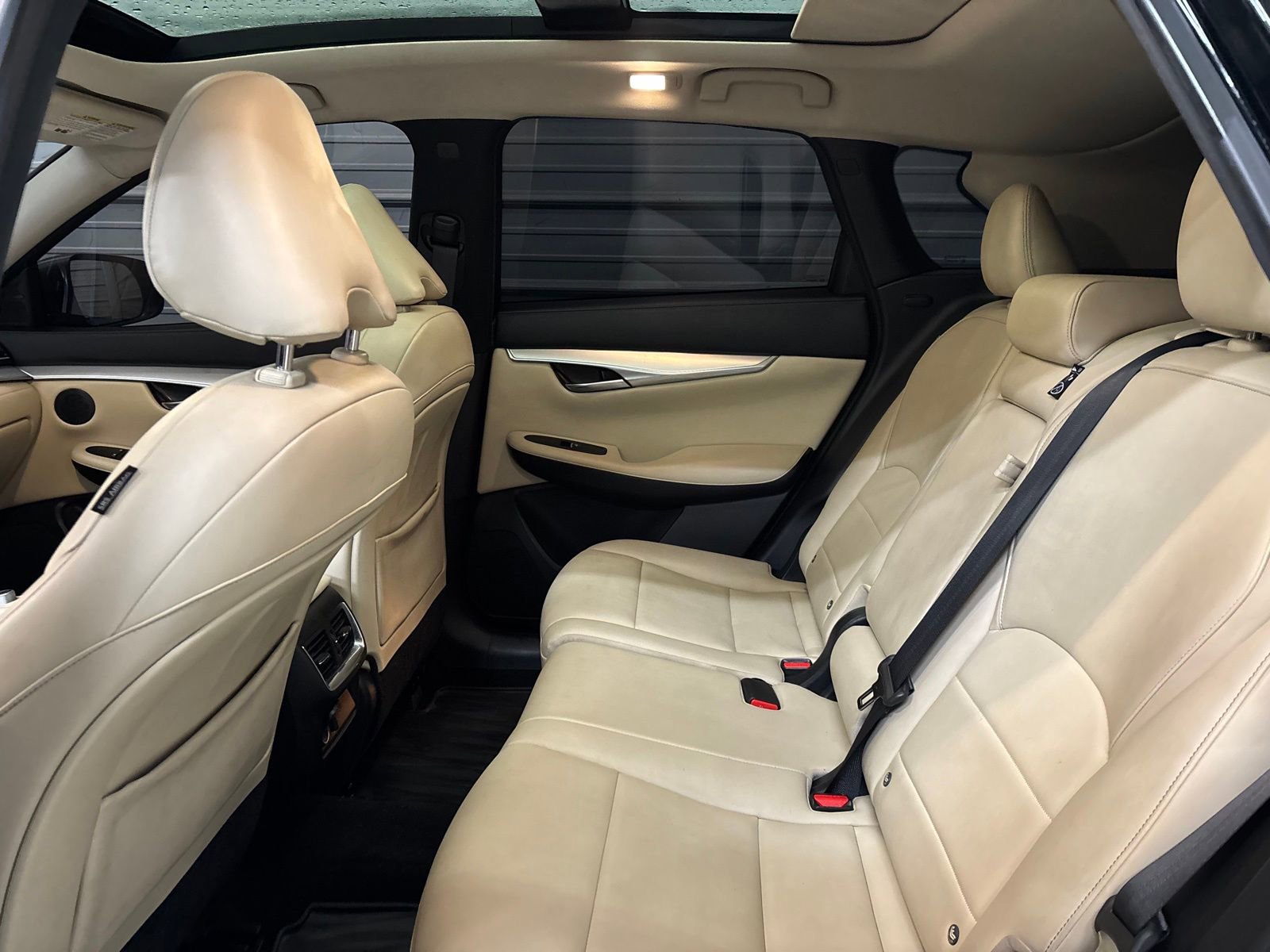 Used 2021 INFINITI QX50 Luxe image 23