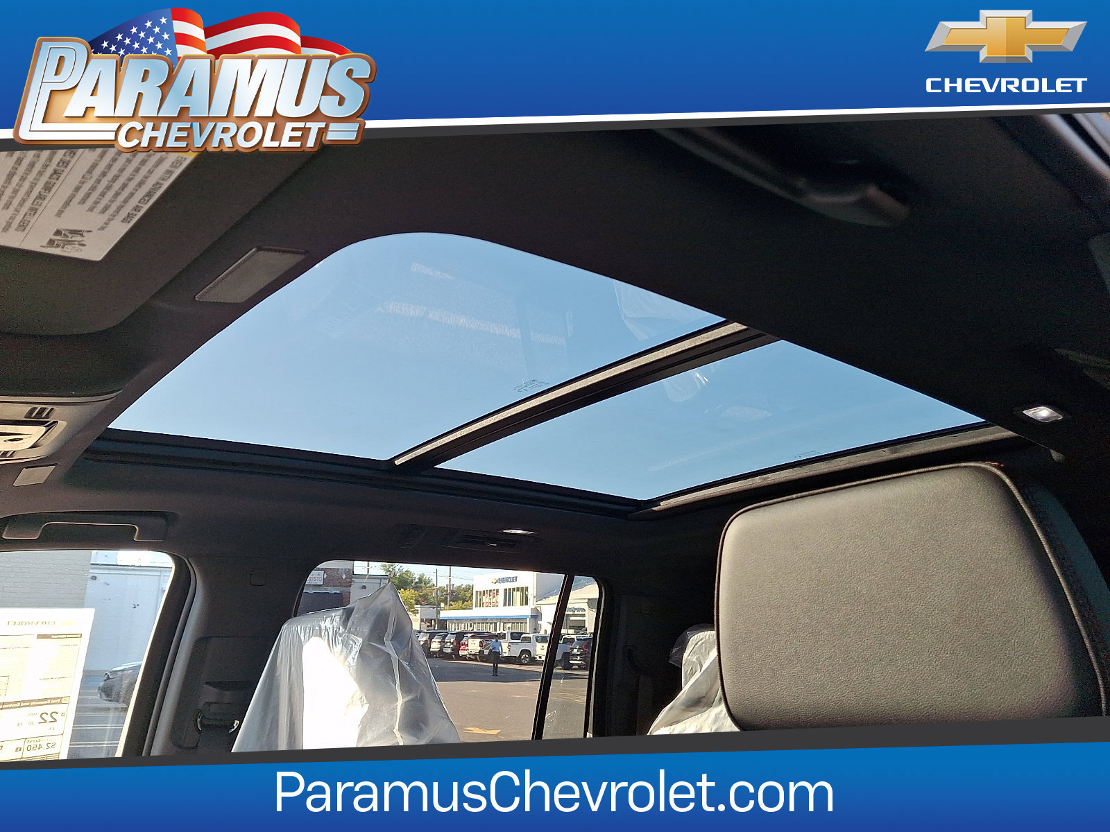 New 2026 Chevrolet Suburban RST w/ RST Capability Package AWD/4WD image 10