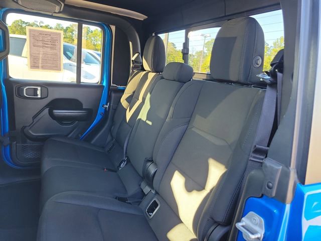 Used 2021 Jeep Gladiator Willys image 14